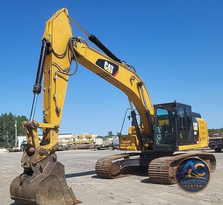 2019 Caterpillar  326F L excavator