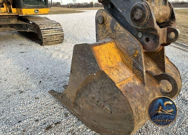 2013 John Deere 245G LC excavator