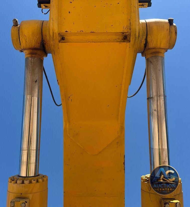 2017 Kobelco SK500LC-10 excavator