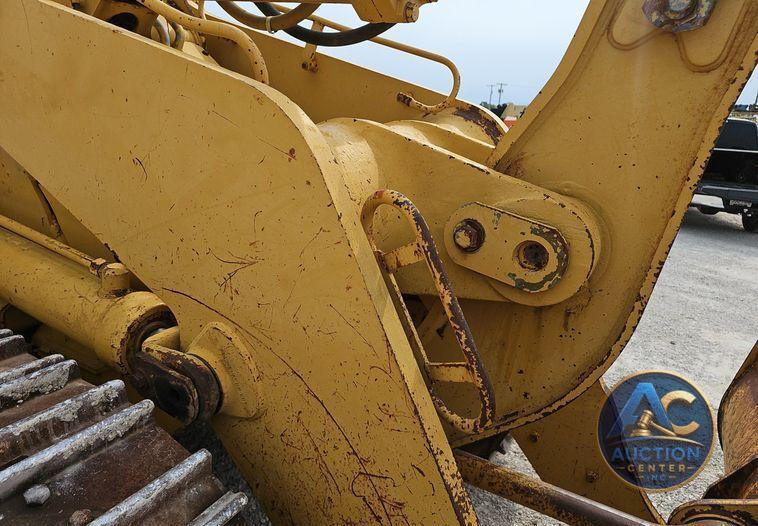 2002 Caterpillar  963C LGP track loader