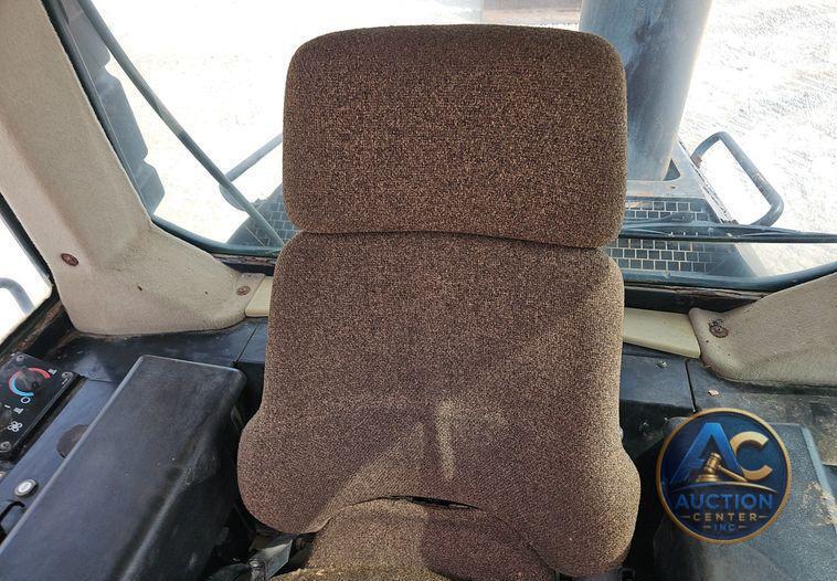 2002 Caterpillar  963C LGP track loader