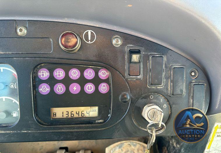 2005 Caterpillar 953C track loader