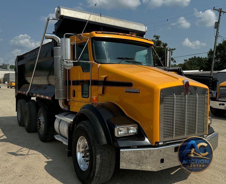 2006 Kenworth T800 dump truck
