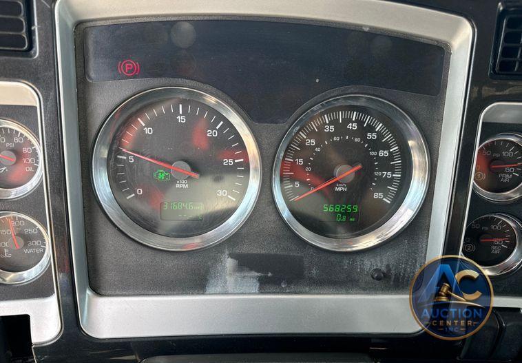 2006 Kenworth T800 dump truck
