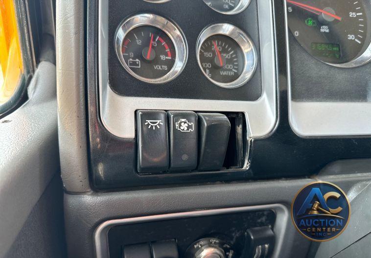2006 Kenworth T800 dump truck