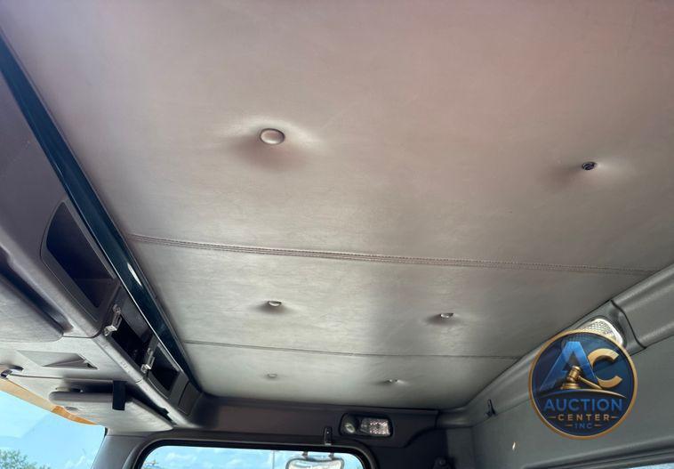 2006 Kenworth T800 dump truck