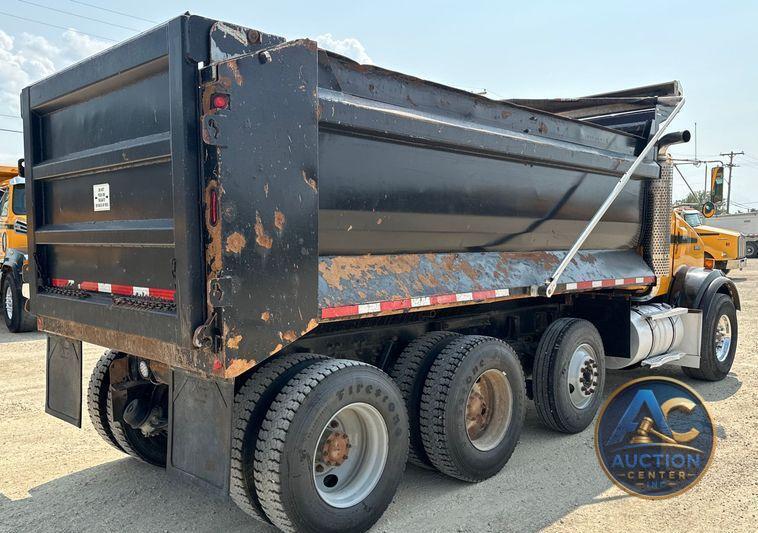 2006 Kenworth T800 dump truck
