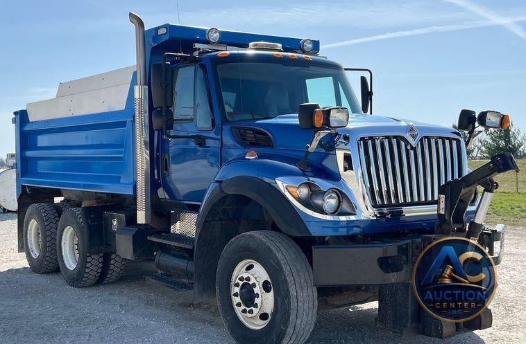 2014 International  WorkStar 7400 dump truck
