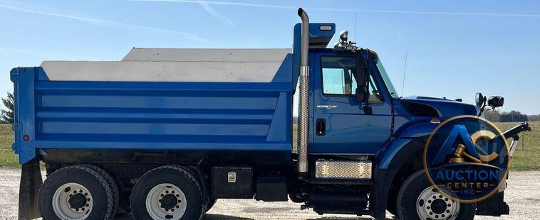 2014 International  WorkStar 7400 dump truck
