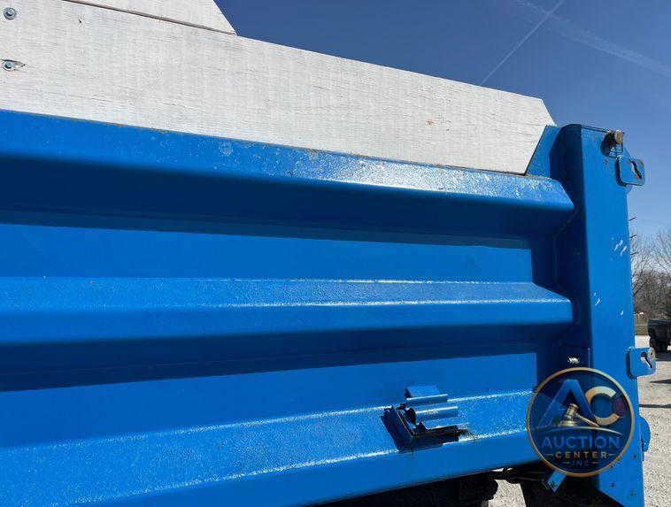 2014 International  WorkStar 7400 dump truck