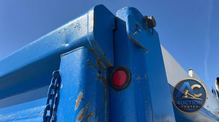 2014 International  WorkStar 7400 dump truck
