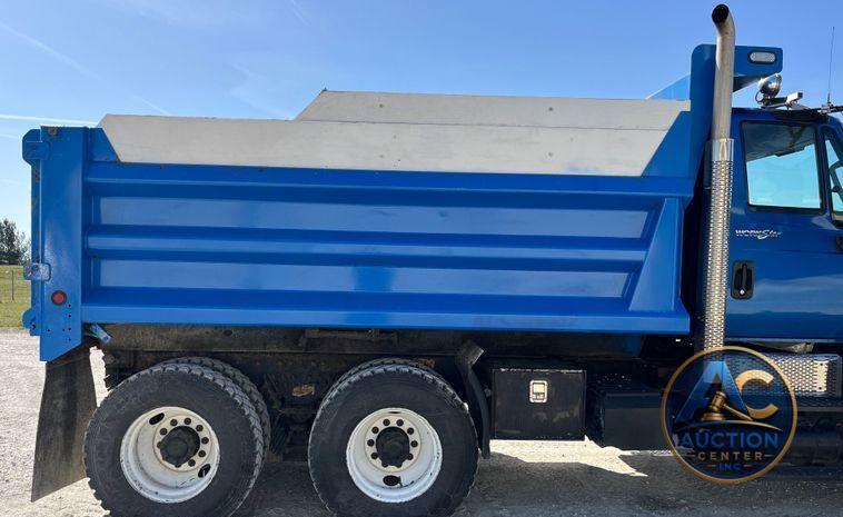 2014 International  WorkStar 7400 dump truck