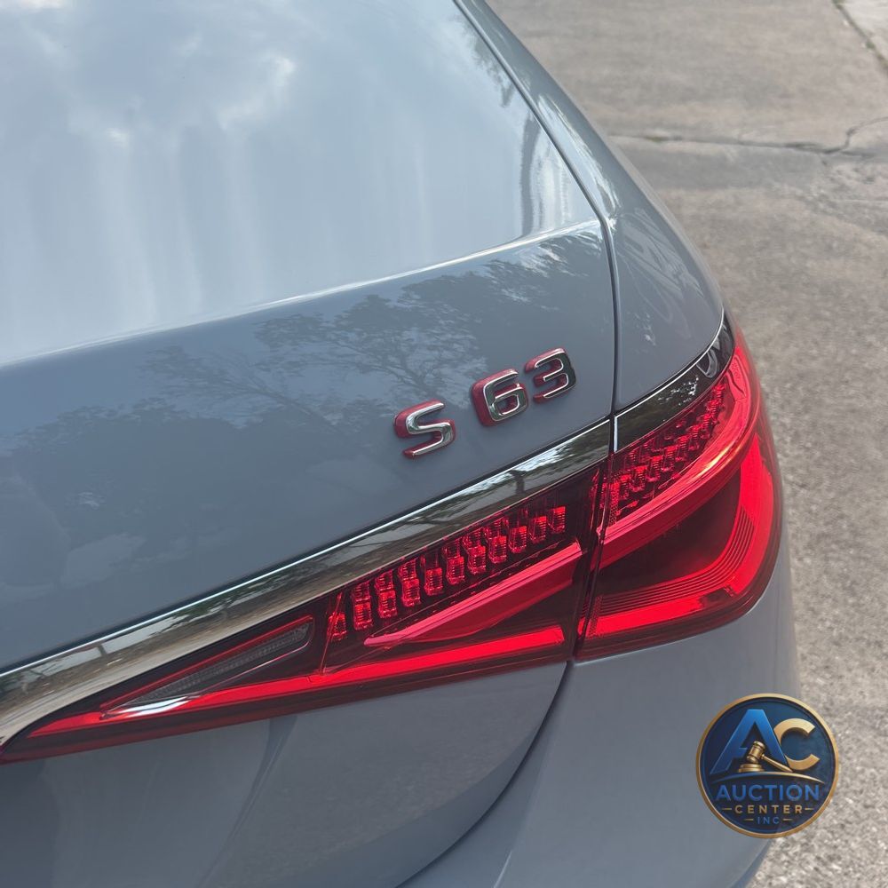 2024 Mercedes-Benz S-Class AMG S63 E Perf
