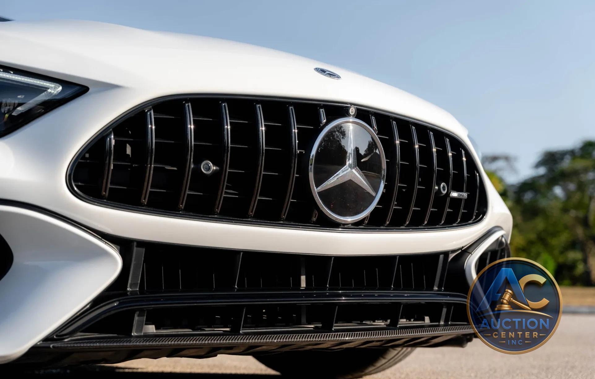 2022 Mercedes-AMG SL63