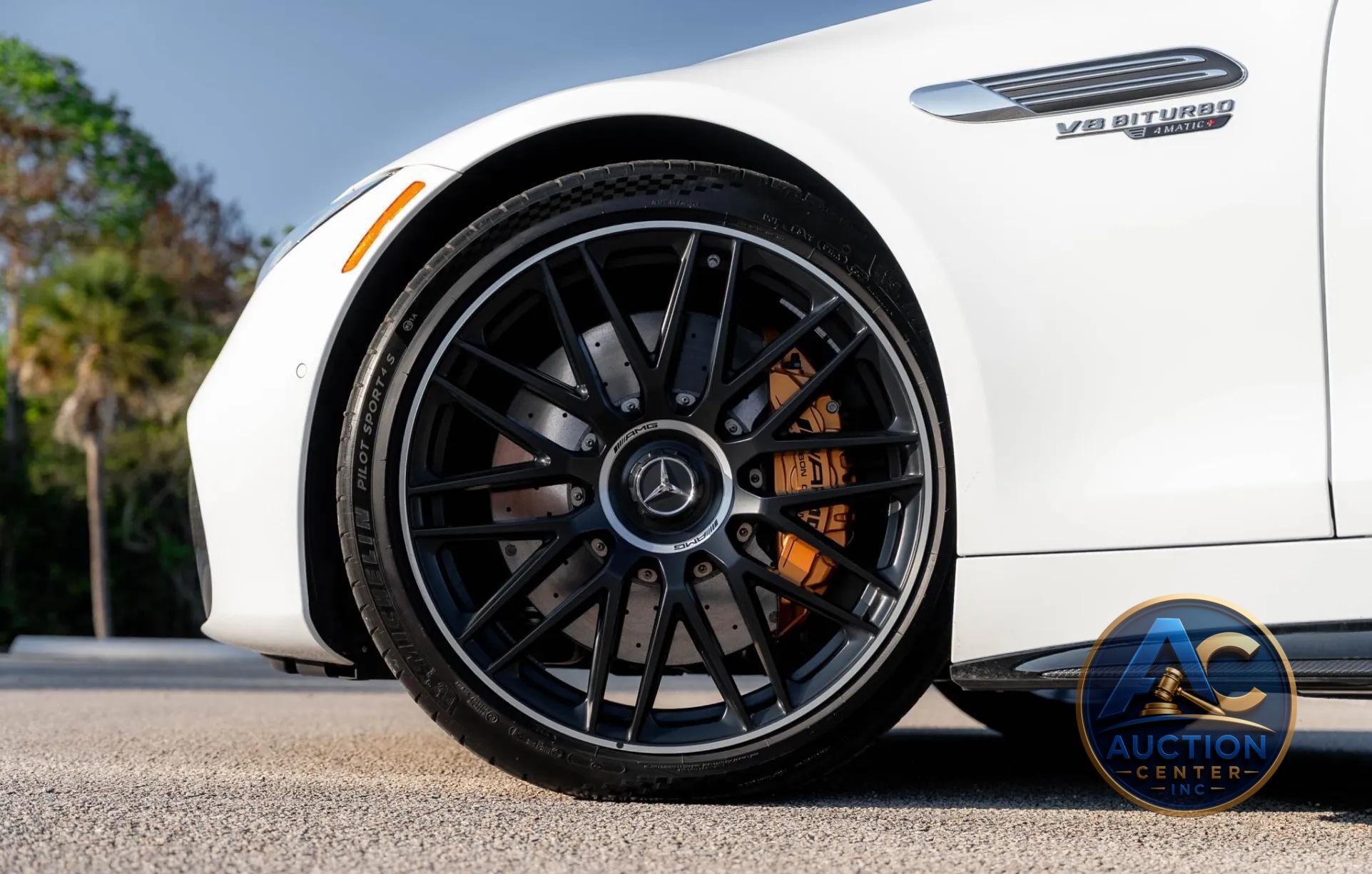 2022 Mercedes-AMG SL63