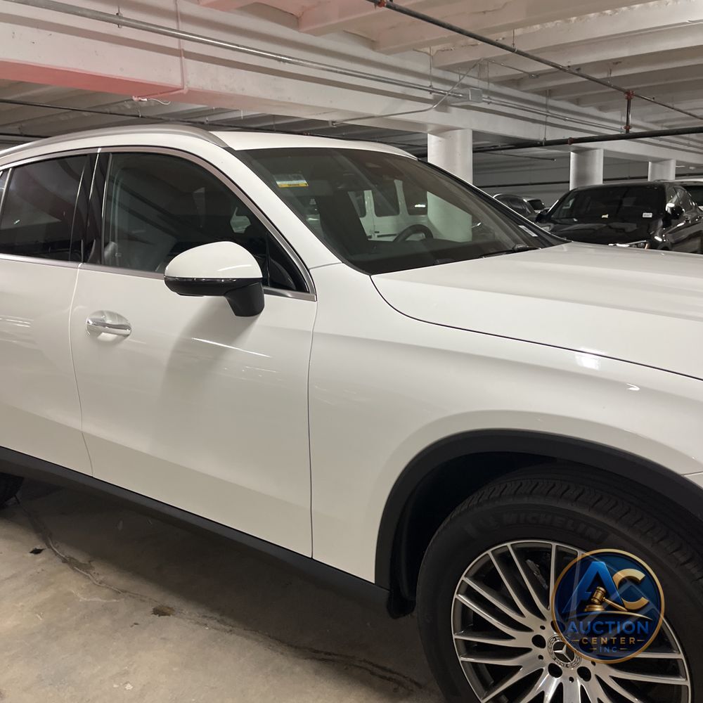 2025 Mercedes-Benz GLC GLC 300