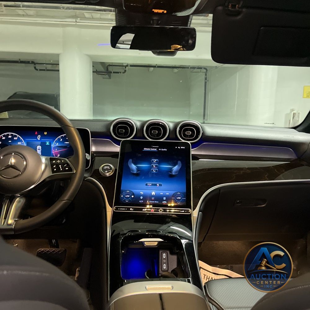 2025 Mercedes-Benz GLC GLC 300