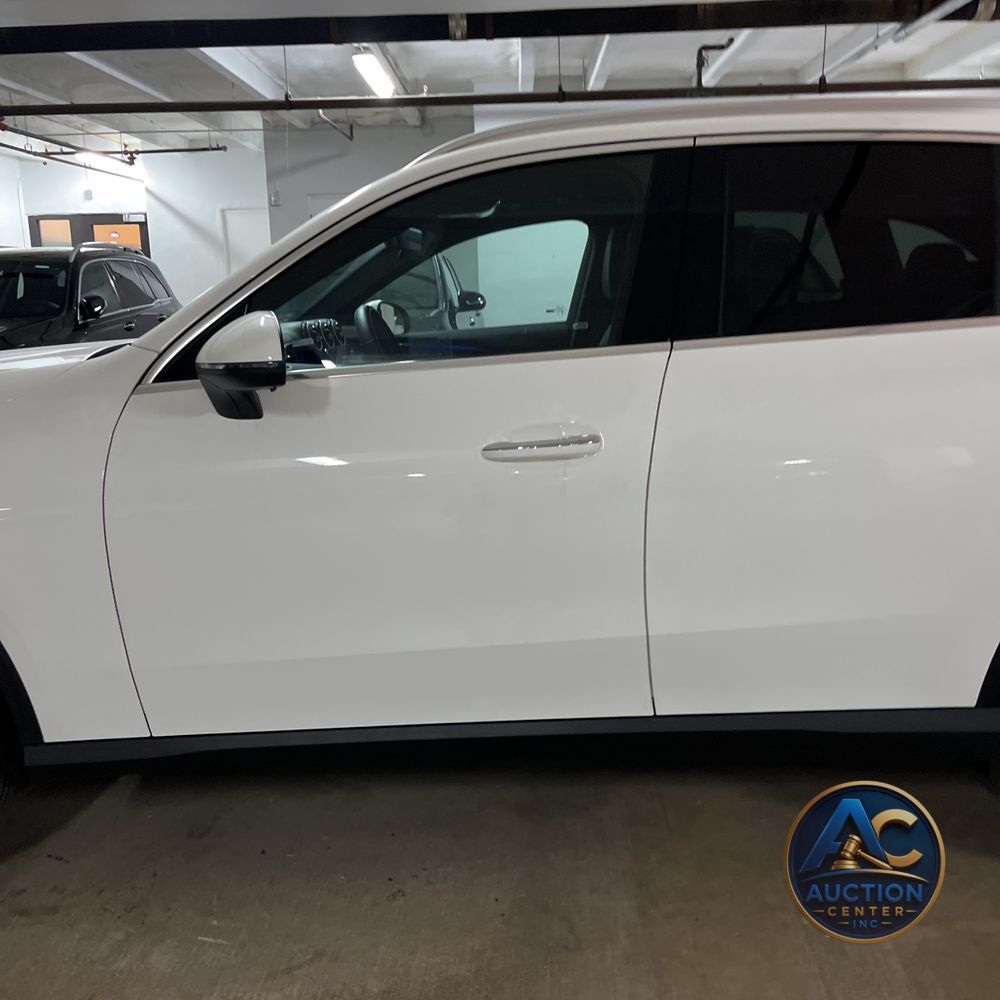 2025 Mercedes-Benz GLC GLC 300