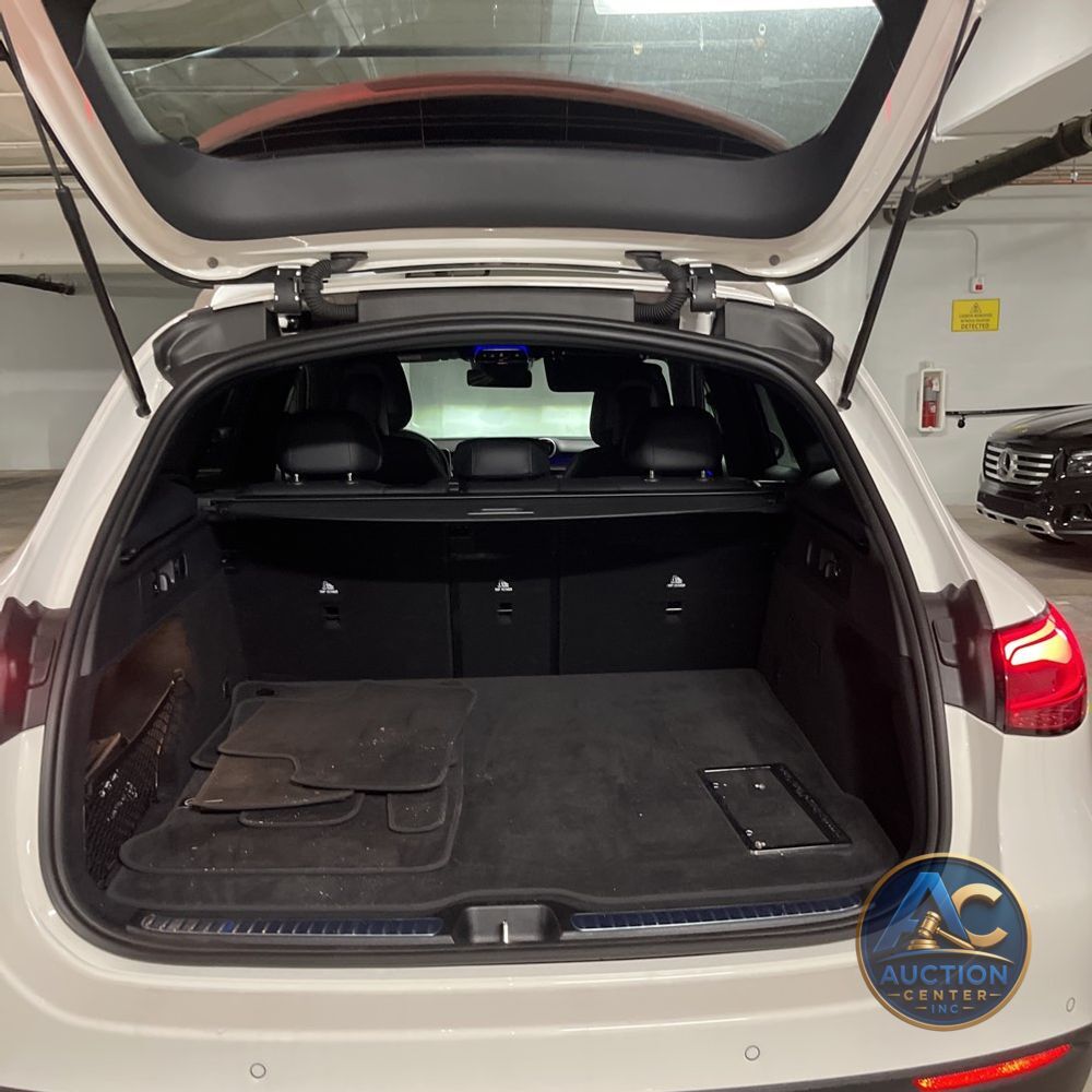 2025 Mercedes-Benz GLC GLC 300