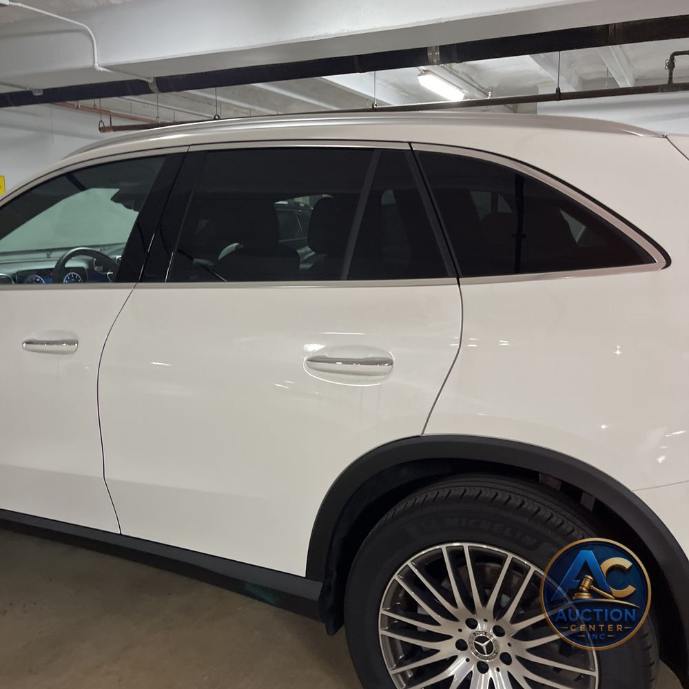 2025 Mercedes-Benz GLC GLC 300