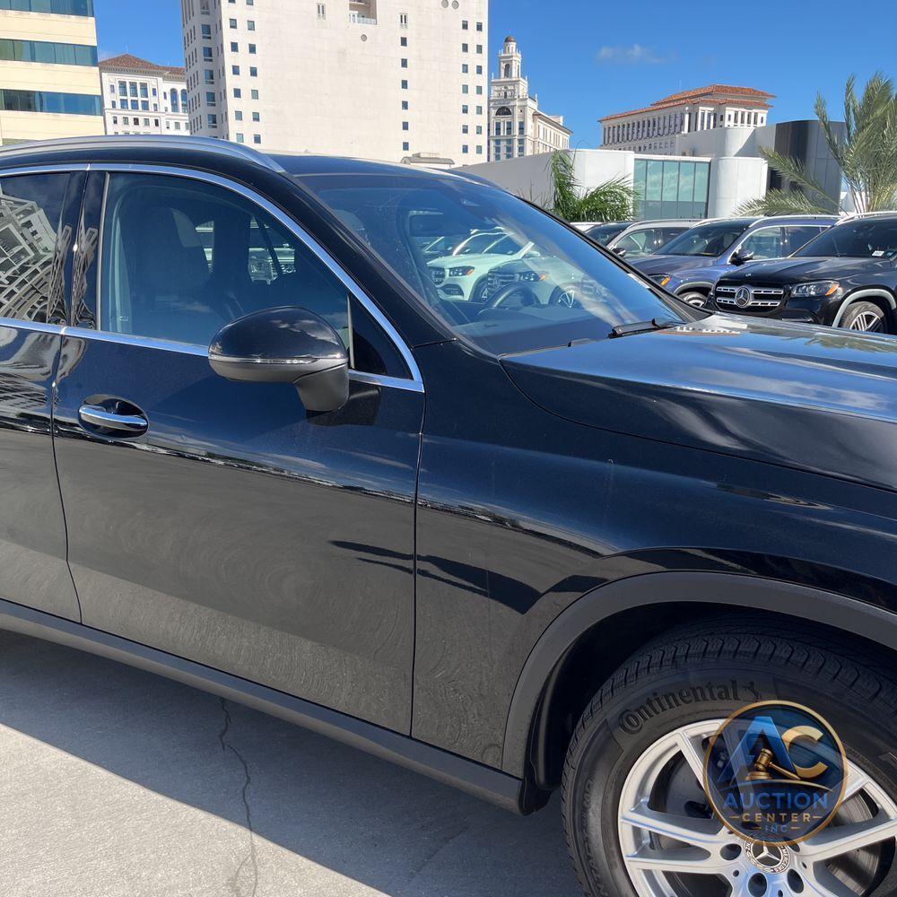 2025 Mercedes-Benz GLC GLC 300