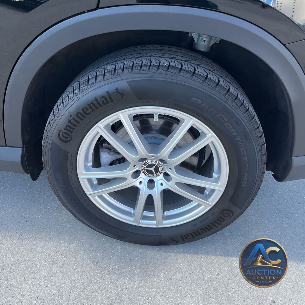 2025 Mercedes-Benz GLC GLC 300