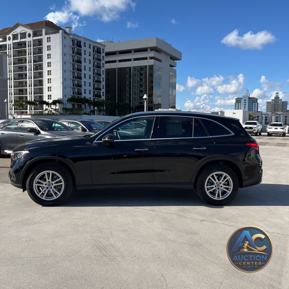 2025 Mercedes-Benz GLC GLC 300