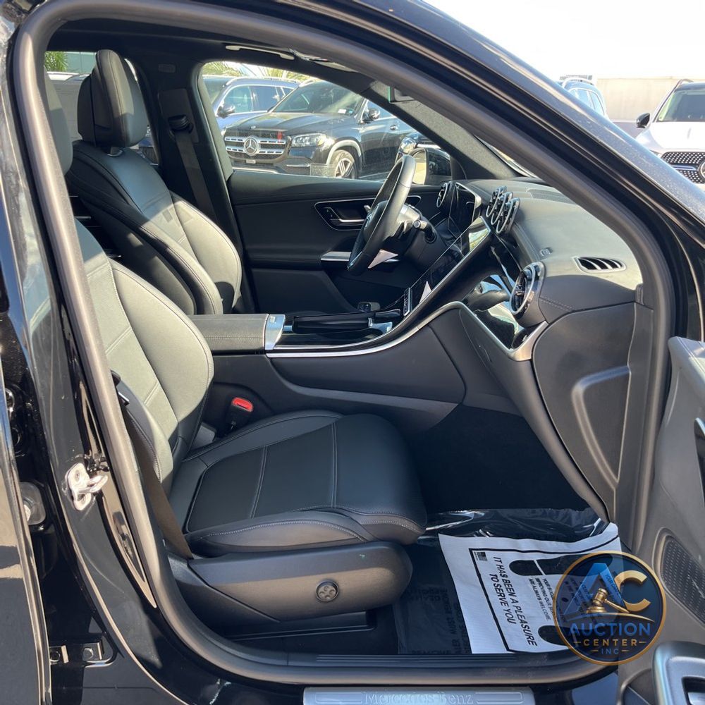 2025 Mercedes-Benz GLC GLC 300