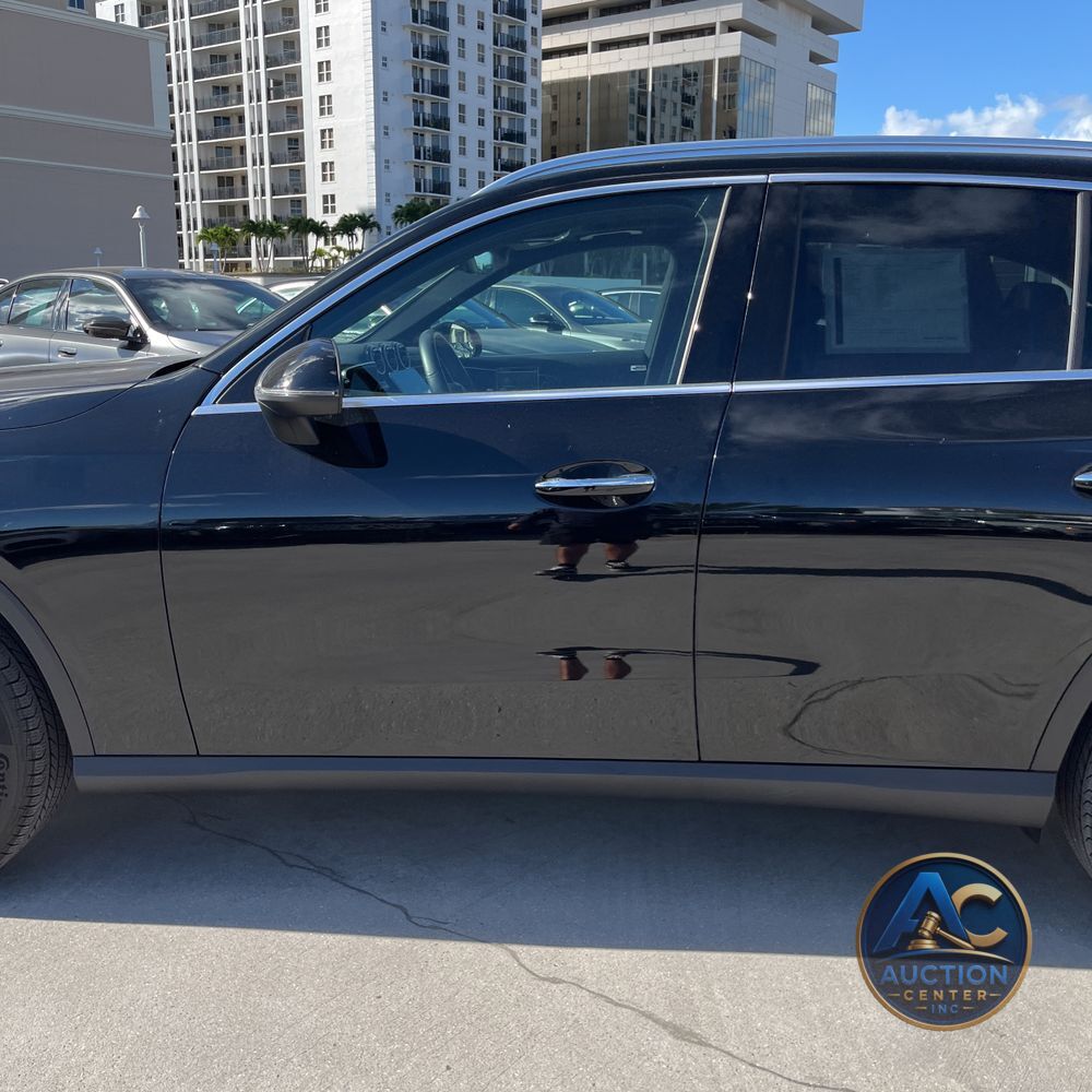2025 Mercedes-Benz GLC GLC 300