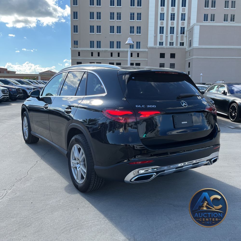 2025 Mercedes-Benz GLC GLC 300