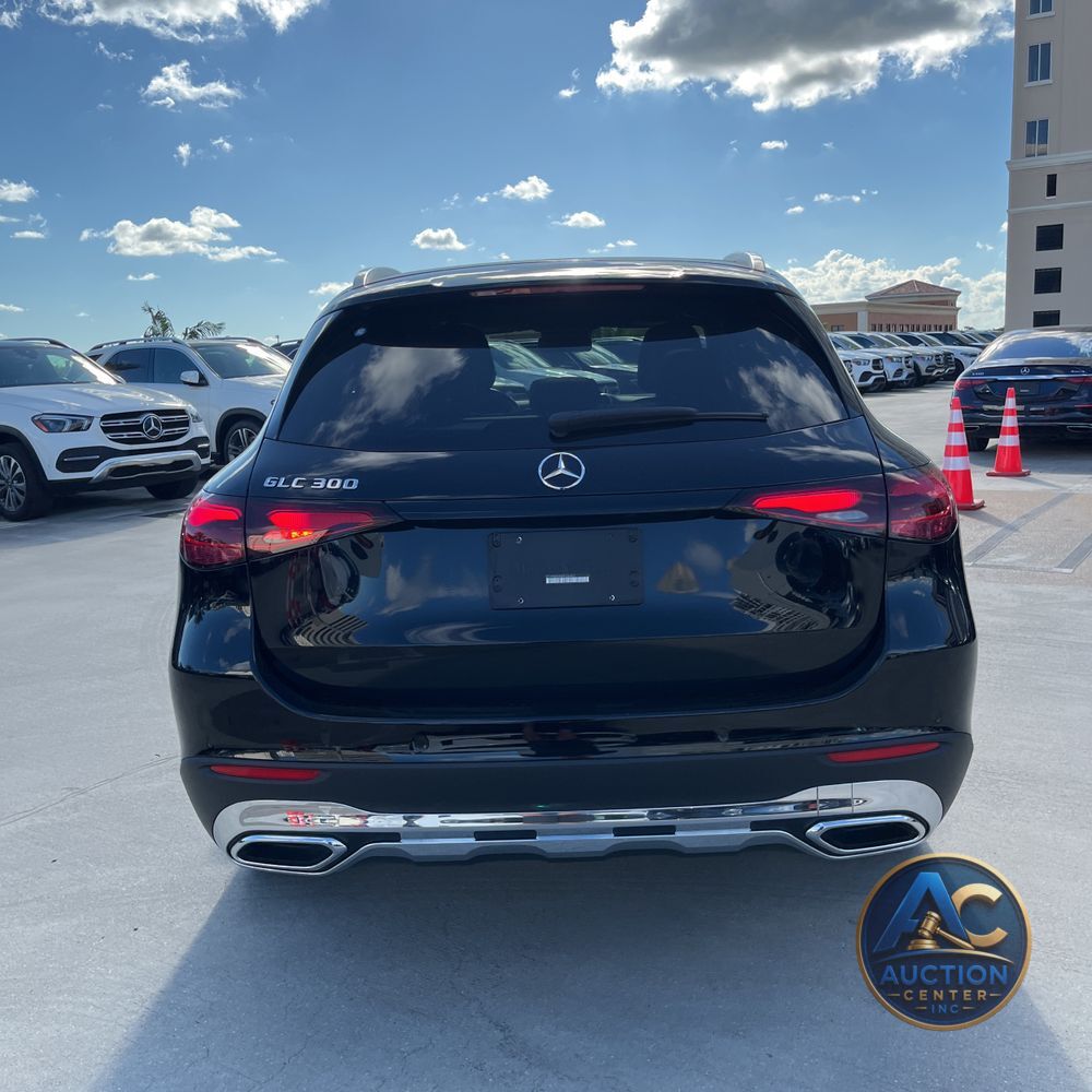 2025 Mercedes-Benz GLC GLC 300
