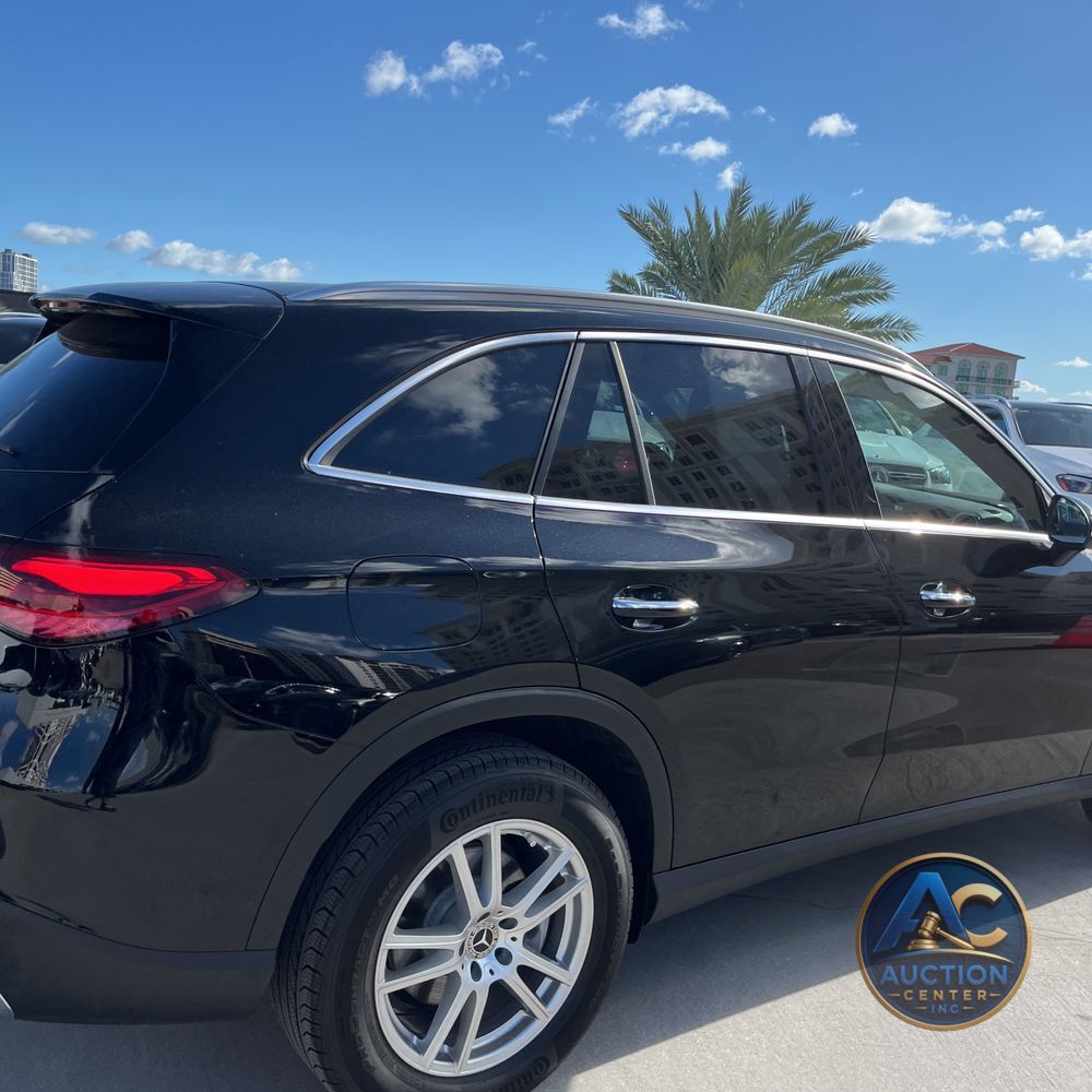 2025 Mercedes-Benz GLC GLC 300