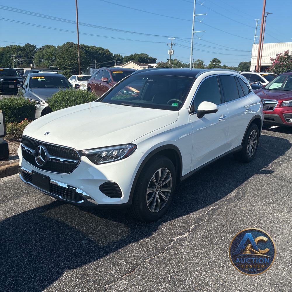 2025 Mercedes-Benz GLC  300 4MATIC