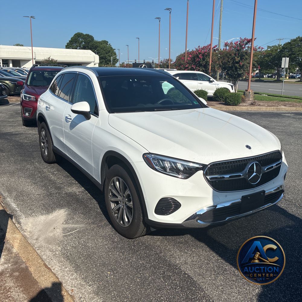 2025 Mercedes-Benz GLC  300 4MATIC