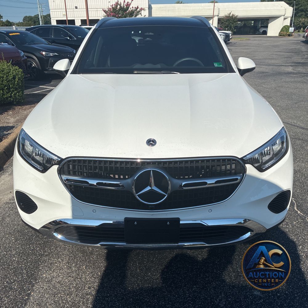 2025 Mercedes-Benz GLC  300 4MATIC