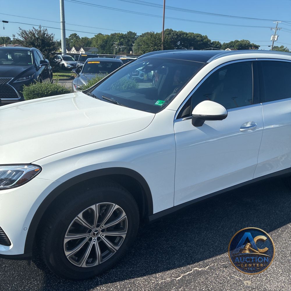 2025 Mercedes-Benz GLC  300 4MATIC
