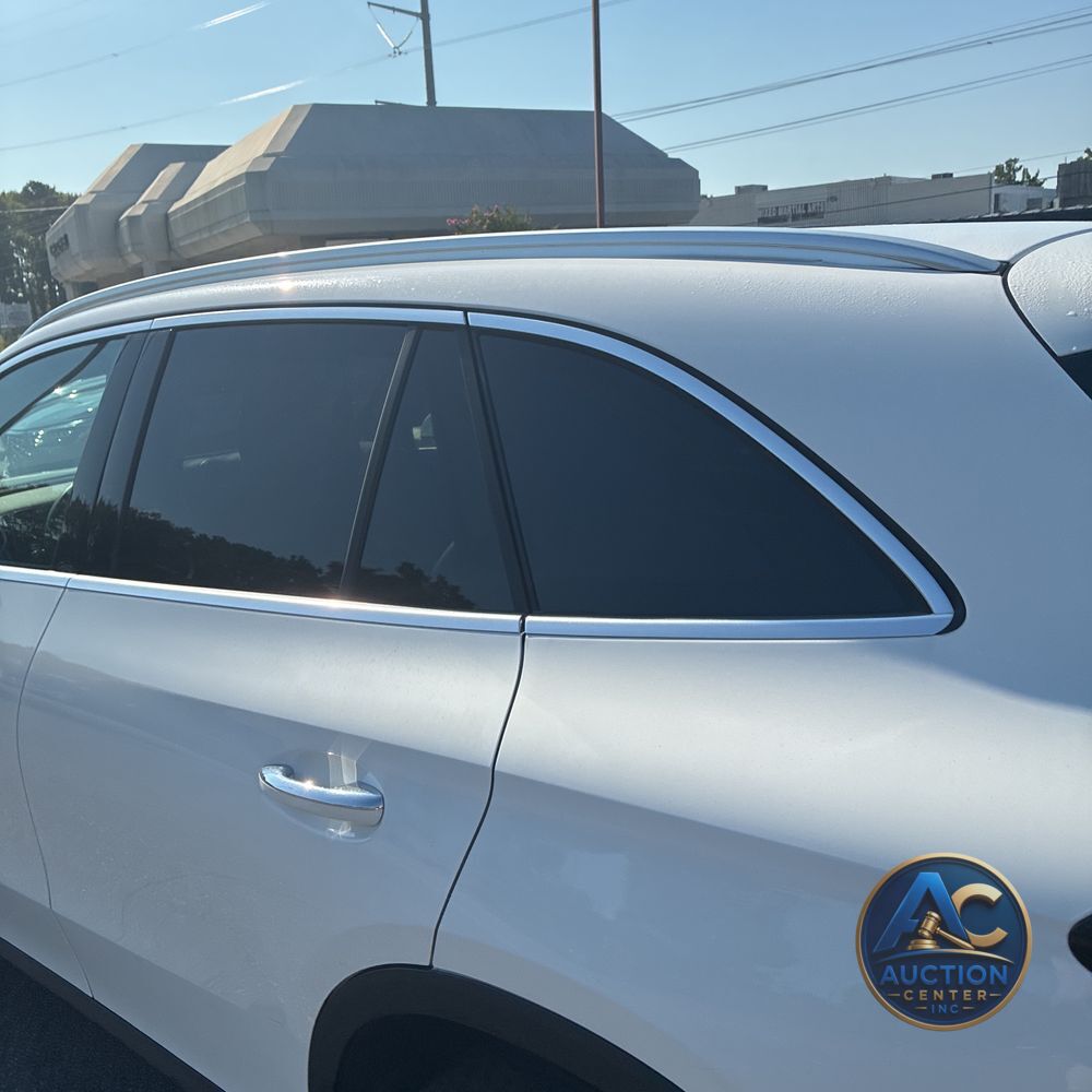 2025 Mercedes-Benz GLC  300 4MATIC