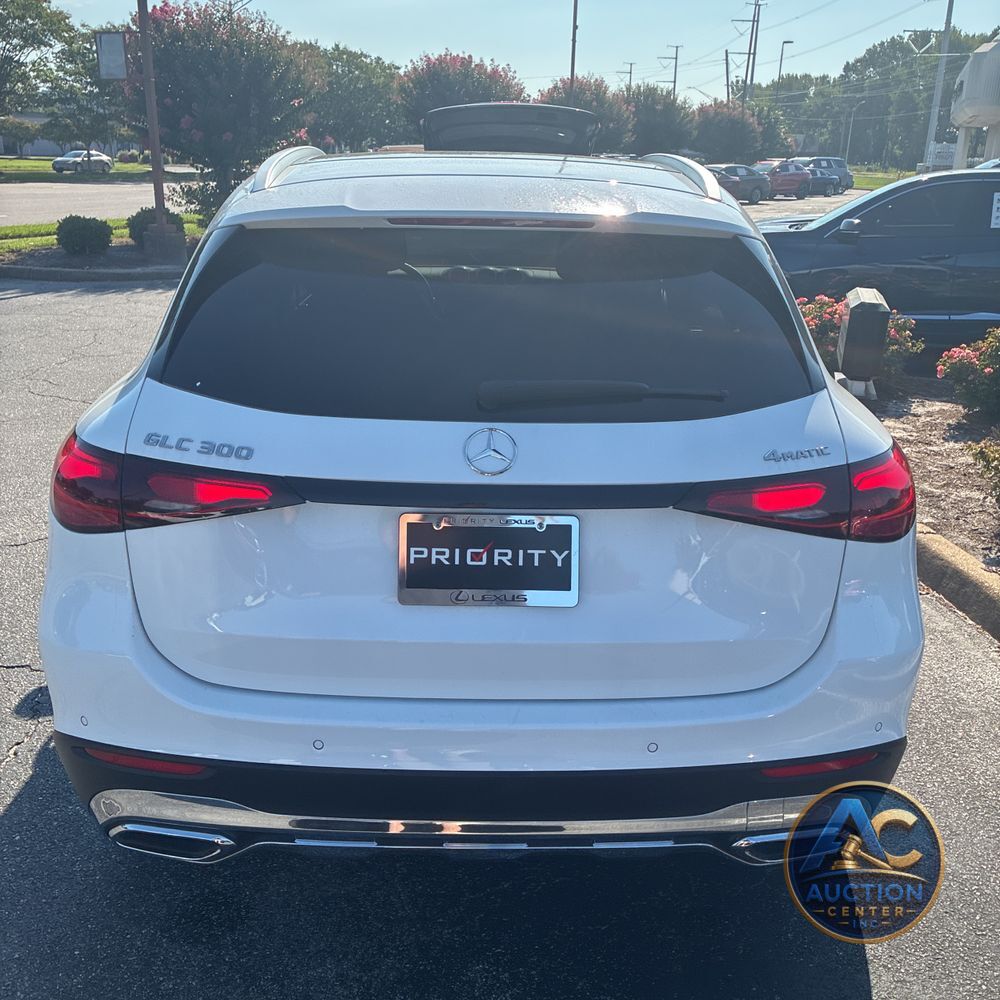 2025 Mercedes-Benz GLC  300 4MATIC