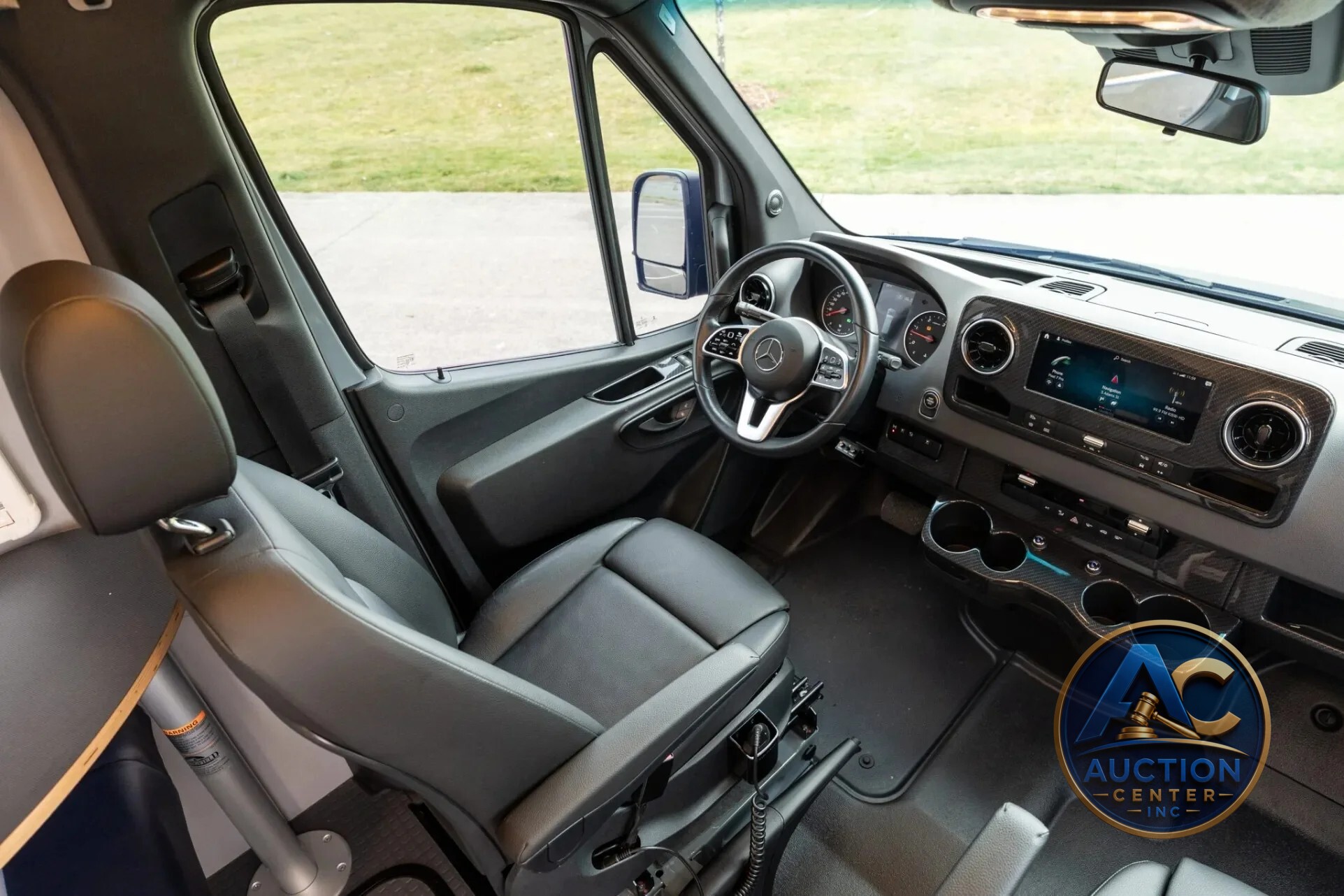 2022 Winnebago Revel