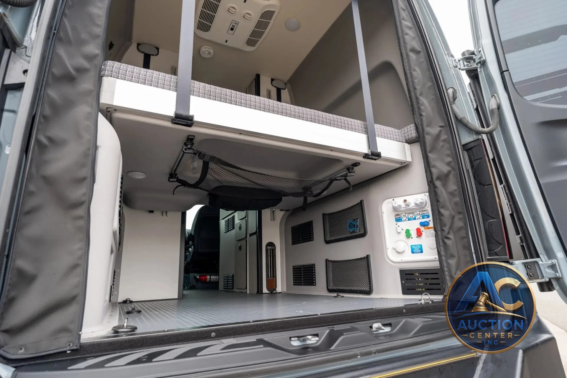 2022 Winnebago Revel