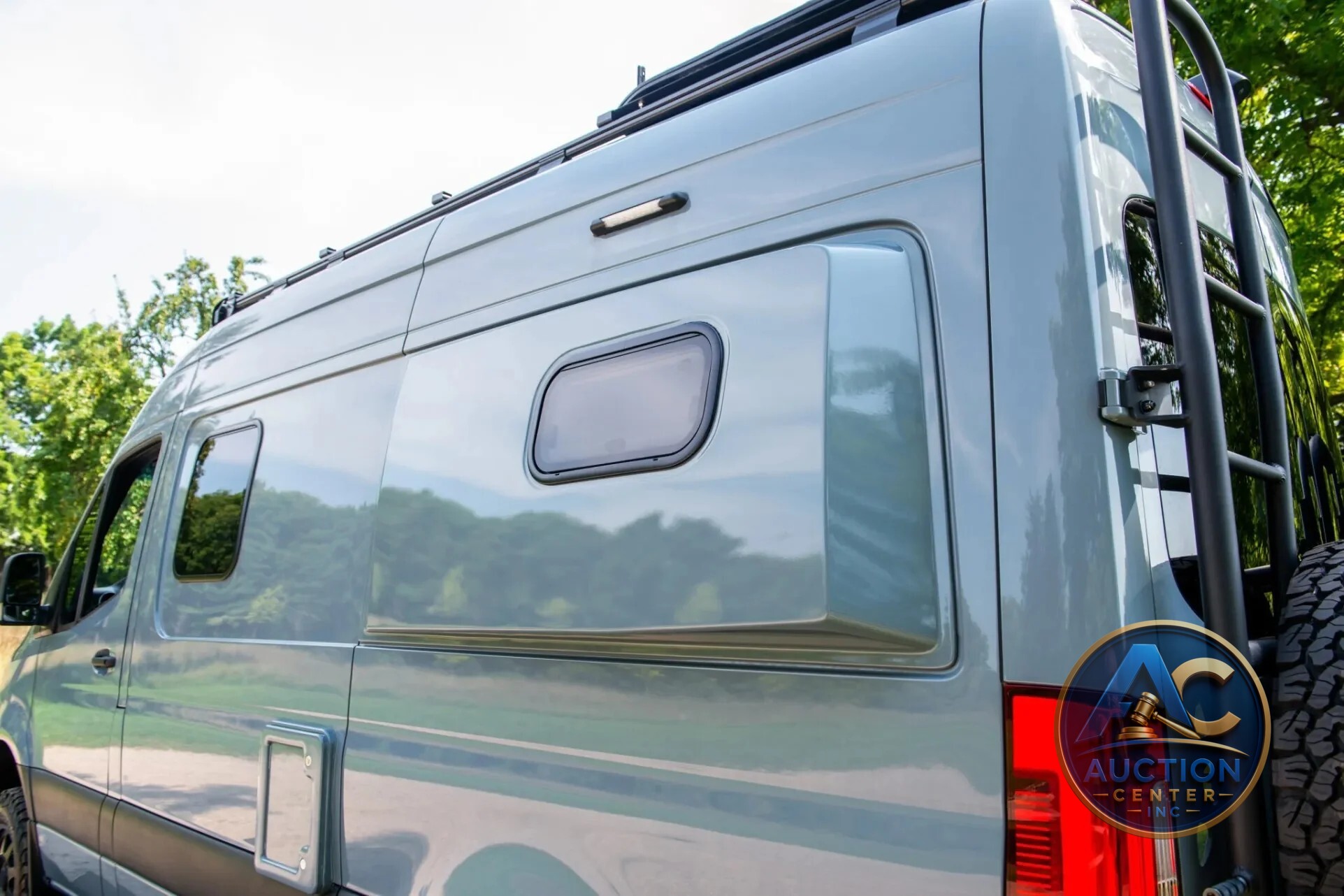2021 Winnebago Revel