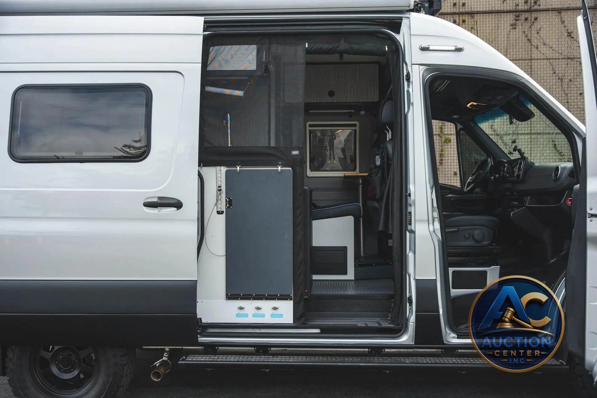 2021 Winnebago Revel