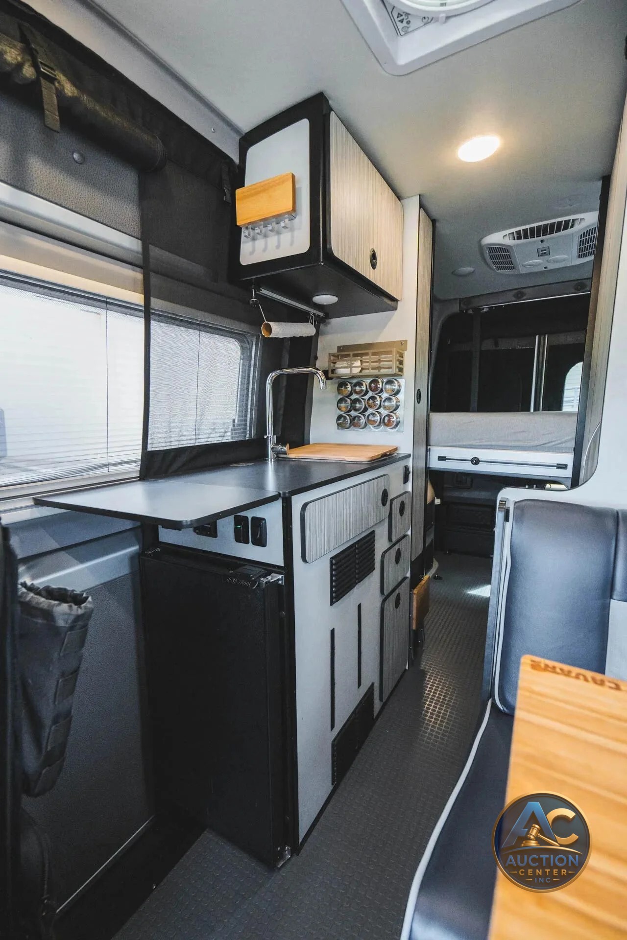 2021 Winnebago Revel