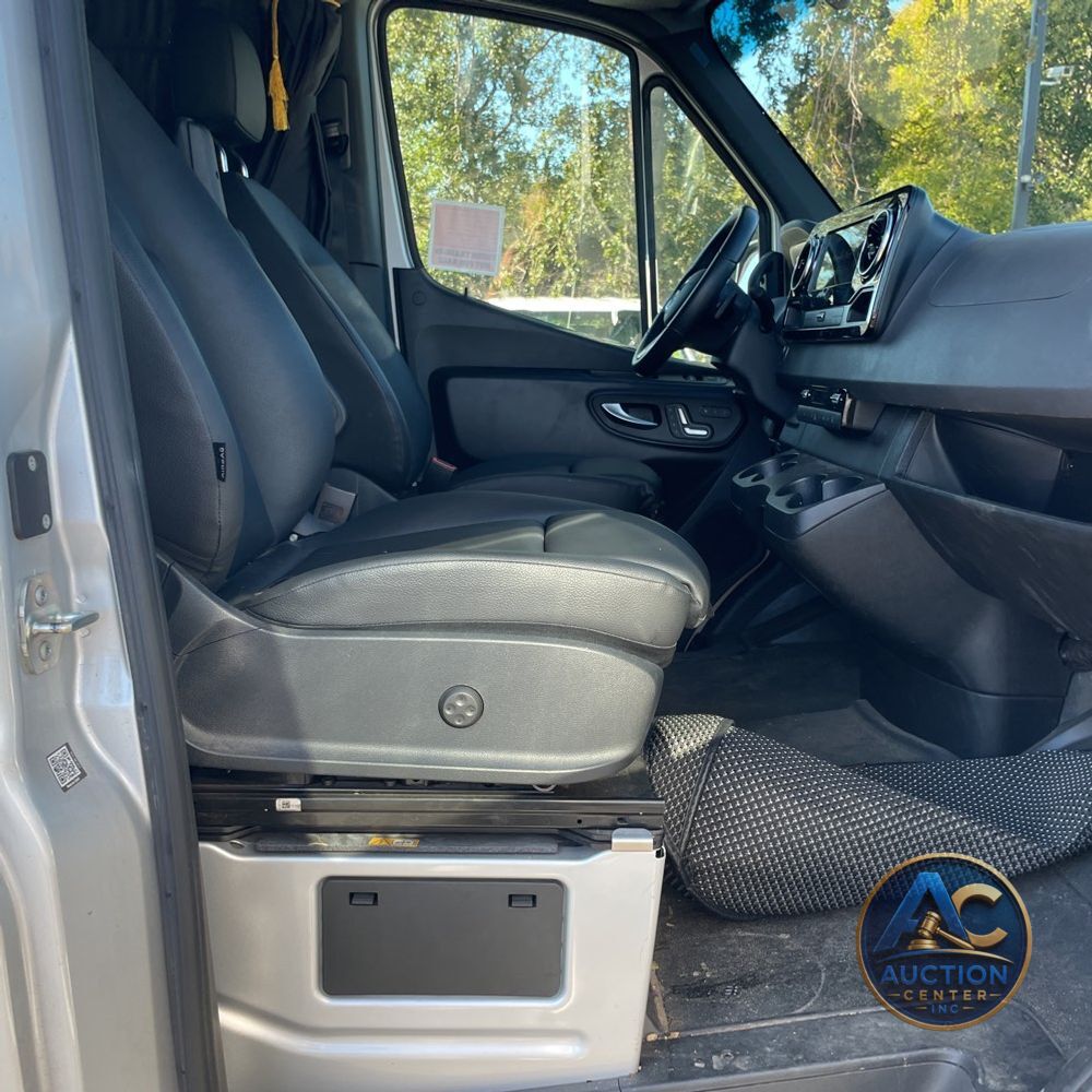 2024 Mercedes-Benz Sprinter 2500