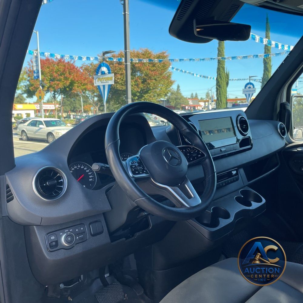 2024 Mercedes-Benz Sprinter 2500