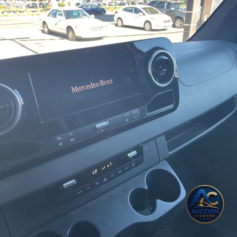 2024 Mercedes-Benz Sprinter 2500