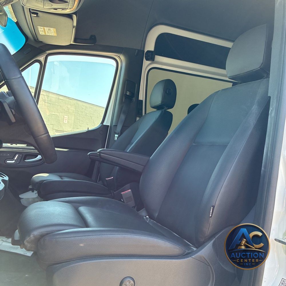 2023 Mercedes-Benz Sprinter 2500