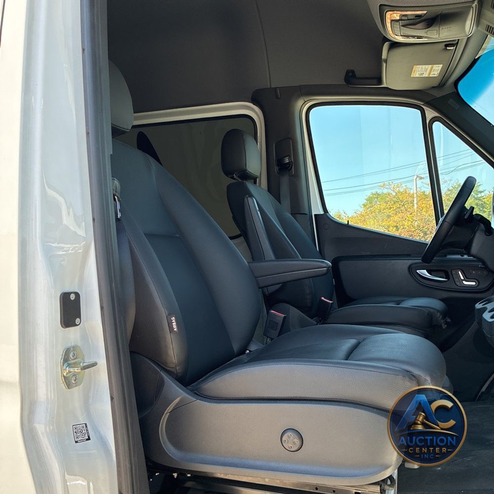 2023 Mercedes-Benz Sprinter 2500