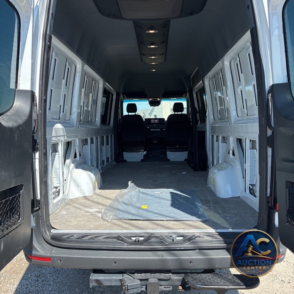 2023 Mercedes-Benz Sprinter 2500