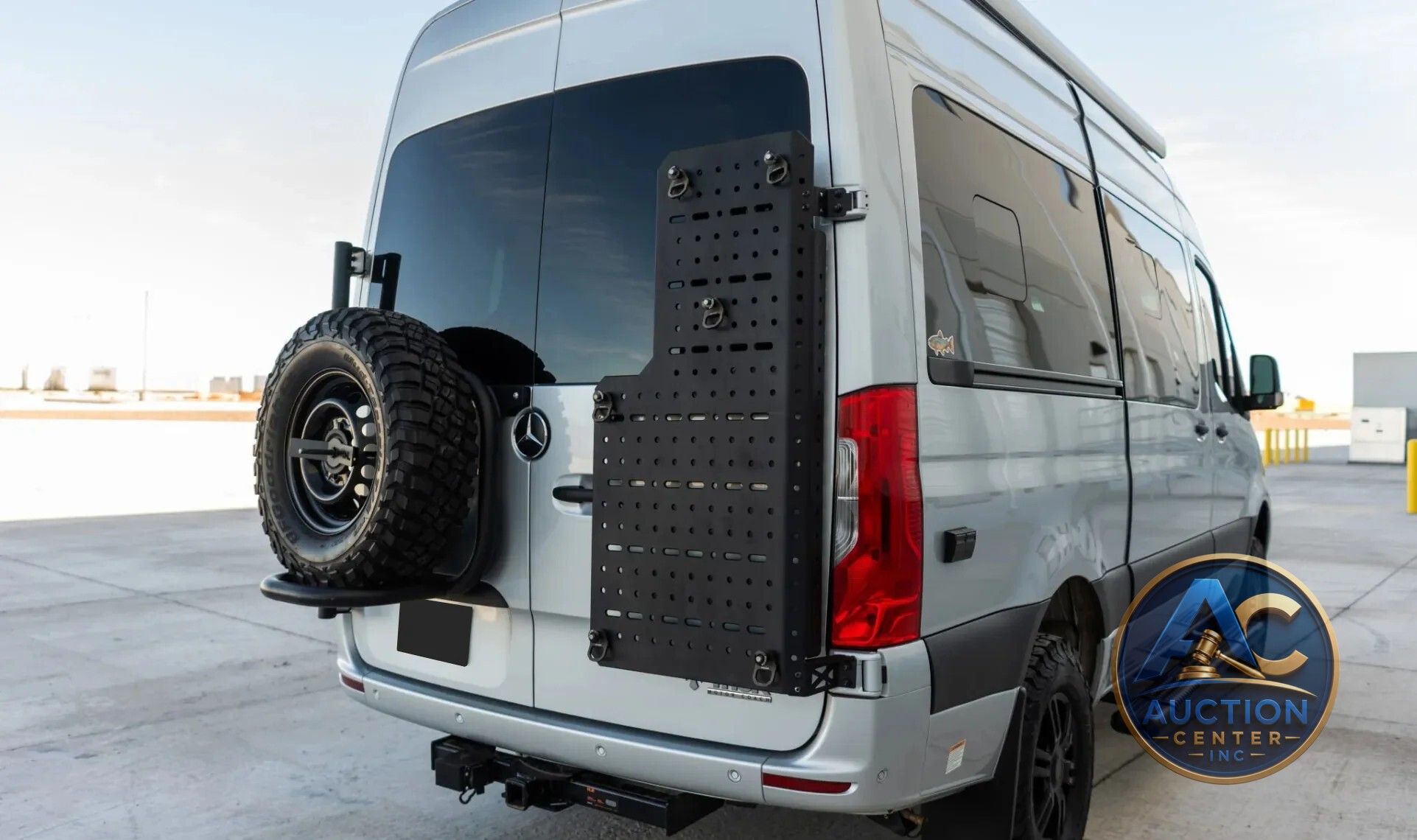 2022 Thor Motor Coach Sanctuary